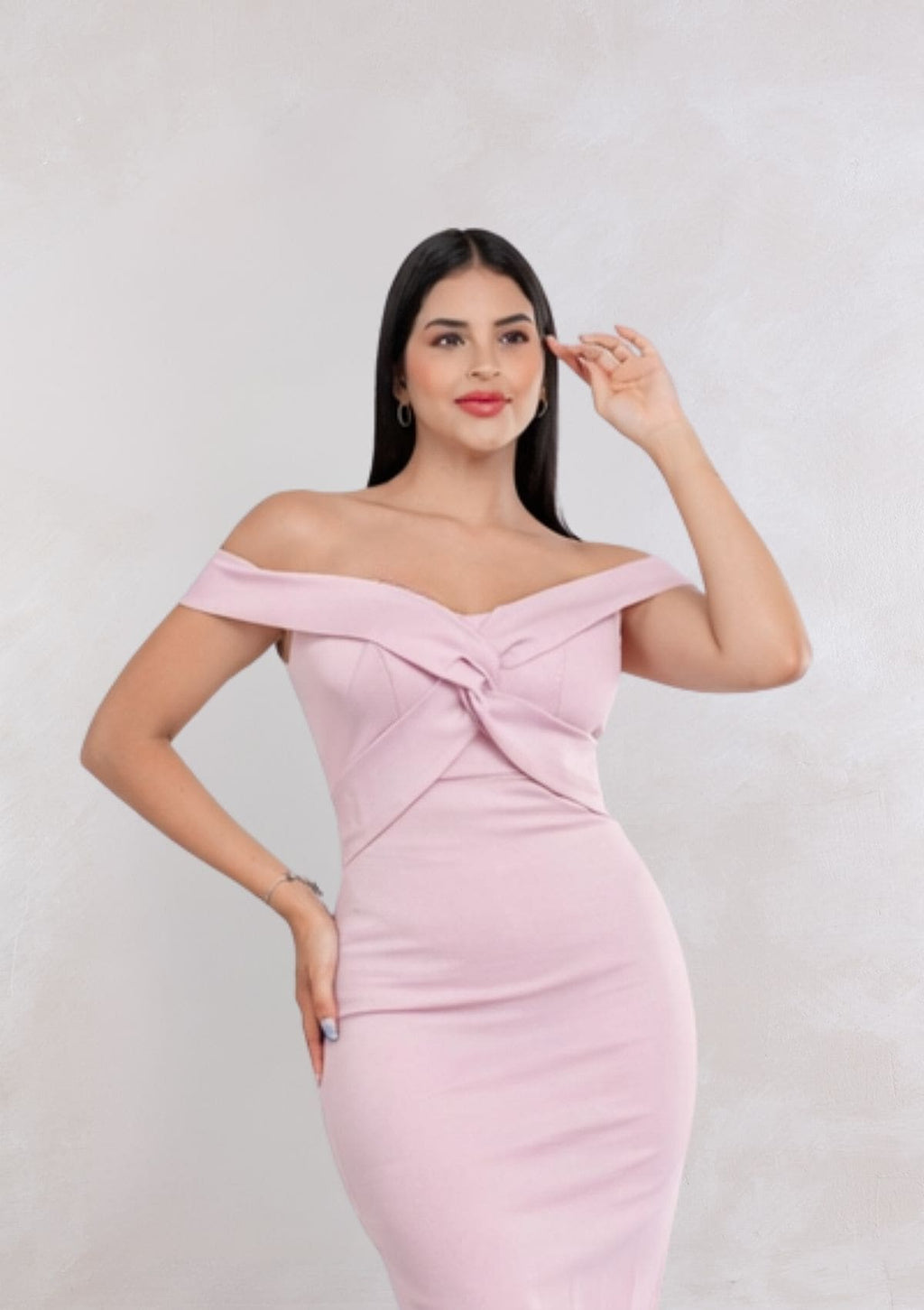 Vestido Luana - Silueta ceñida midi en tela stretch